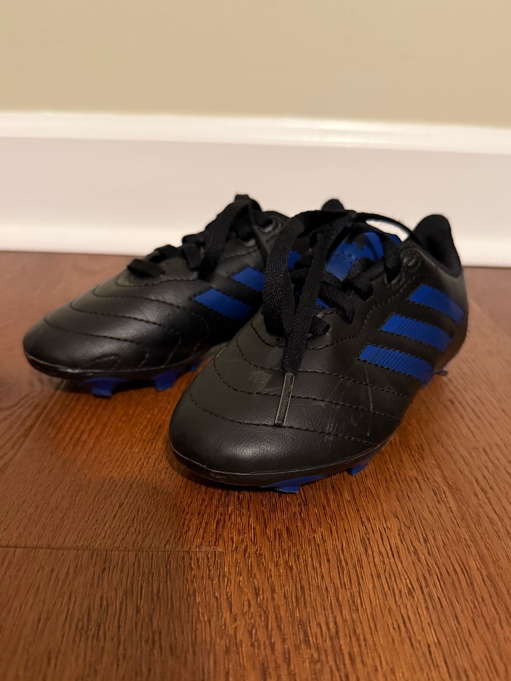 Adidas Copa Pure.4 FxG Kids Soccer Cleats Black Royal Blue Size 11K GX6906